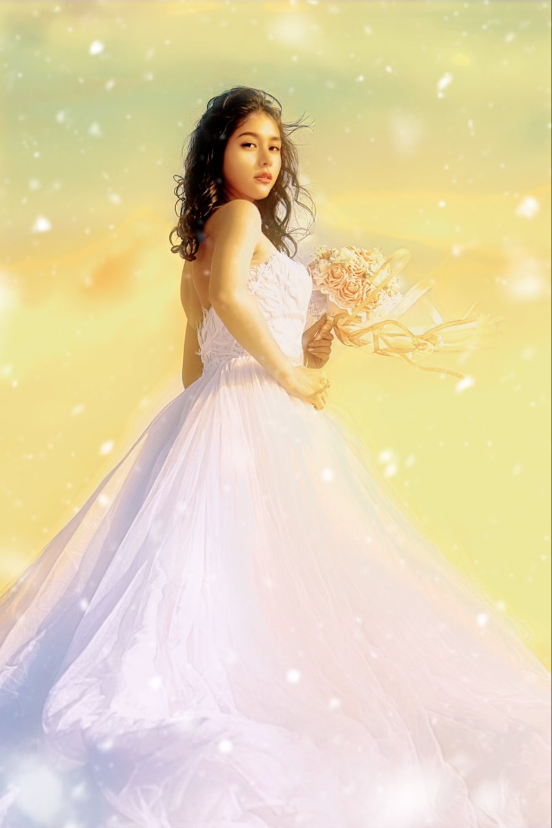 Winter bride

Model Miwa

#portrait #portraitphotography #Winterbride #Winterwedding
