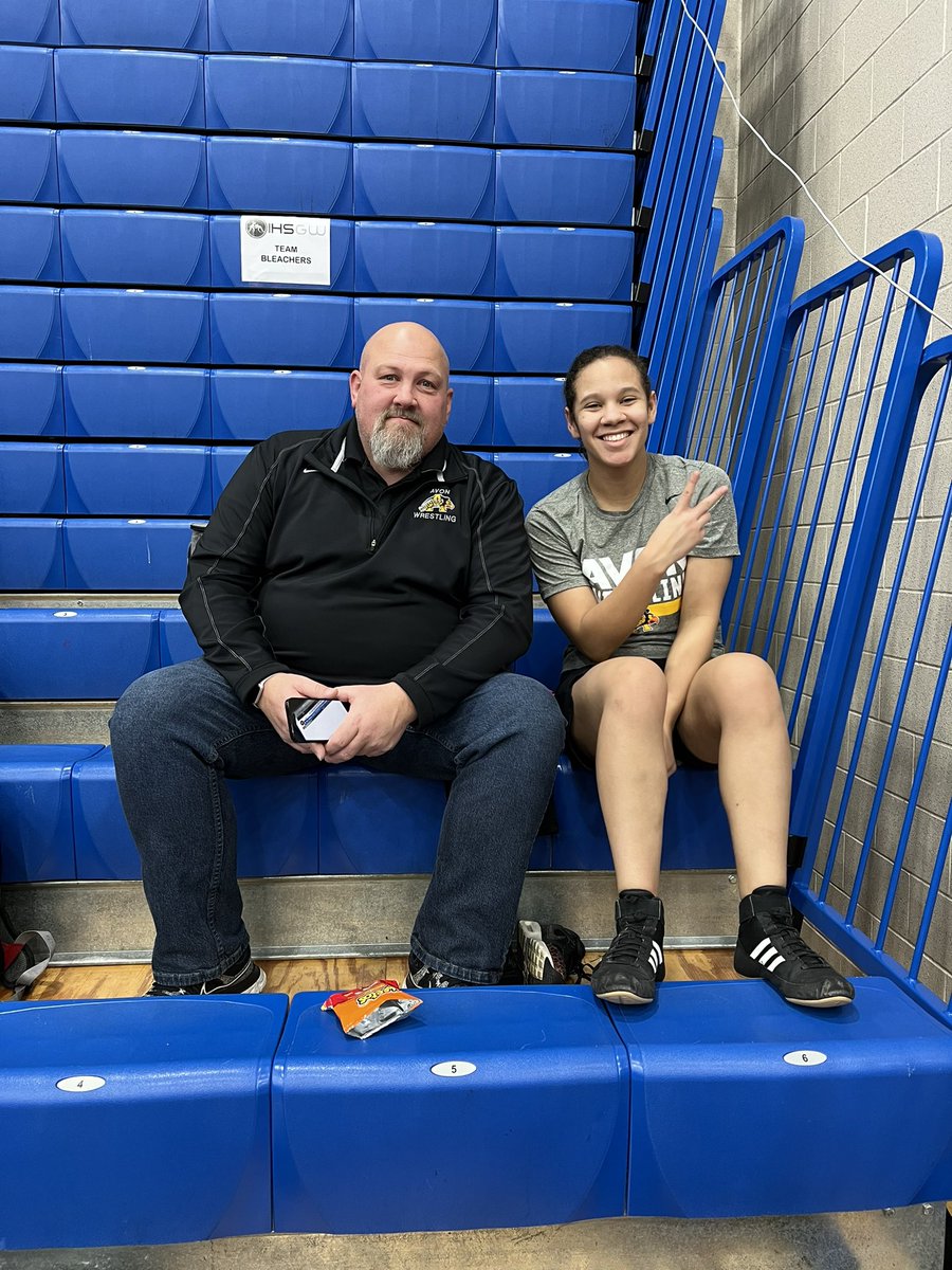 Avon_Wrestling's tweet photo. Brianna Young (11) competes in the Indiana HS Girls Regional tonight at Franklin Community HS. Wrestling starts at 5:00 PM. Good luck Brianna! @OrioleAthletics @OrioleTweets @AHS_Orioles https://t.co/ncEH9QPfOy