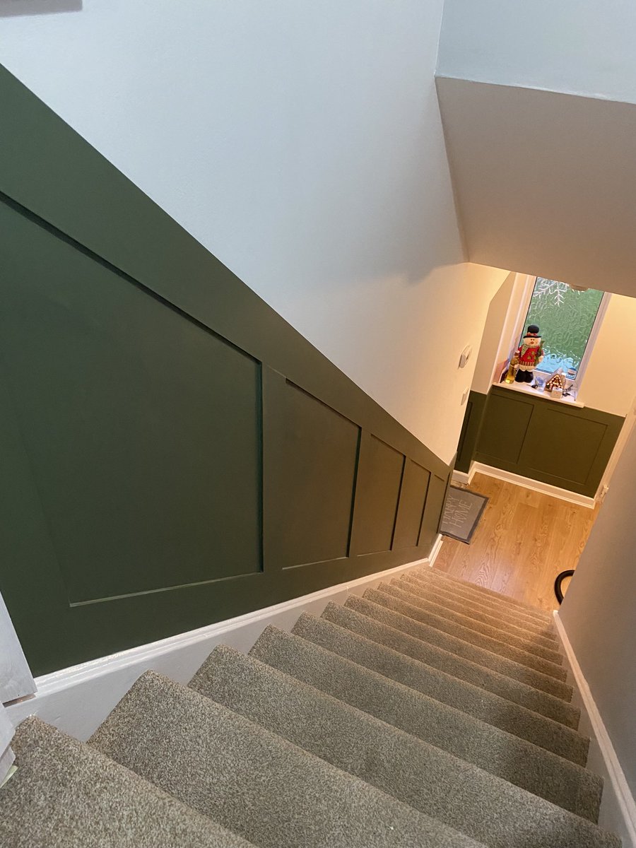 AndMwhite's tweet photo. #paintinganddecorating https://t.co/4rRj7UwYwN