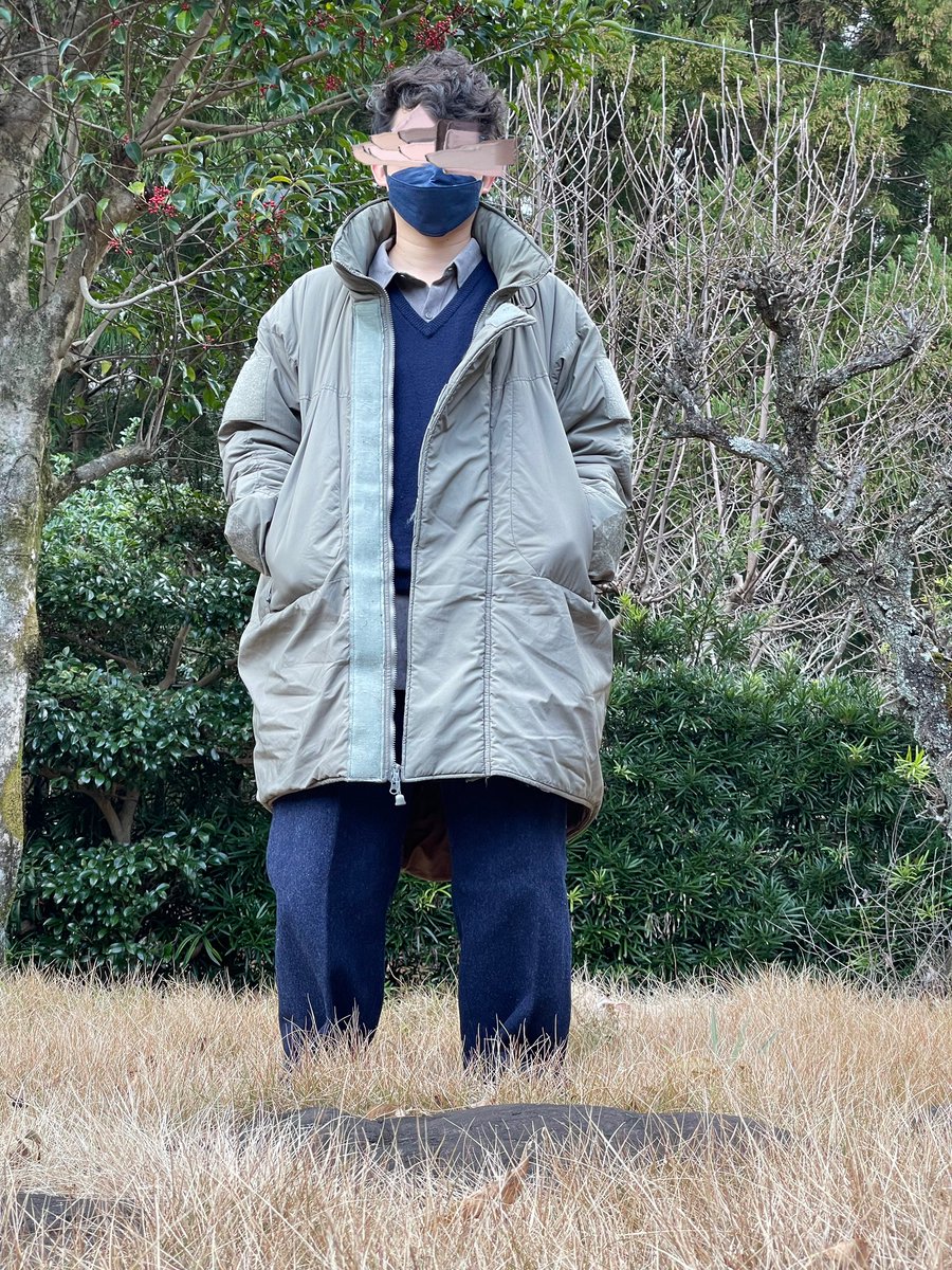 Coing1218's tweet image. モンスターパーカー暖かくてとても良い。
ECWCS LEVEL 7とこのPCU LEVEL 7ばかり着ています。

tops #johnmoody 
shirt #vanheusen 
outer #pculevel7 #monsterparka #モンスターパーカー 
pants #フランス軍 #ホスピタルパンツ
shoes #poloralphlauren