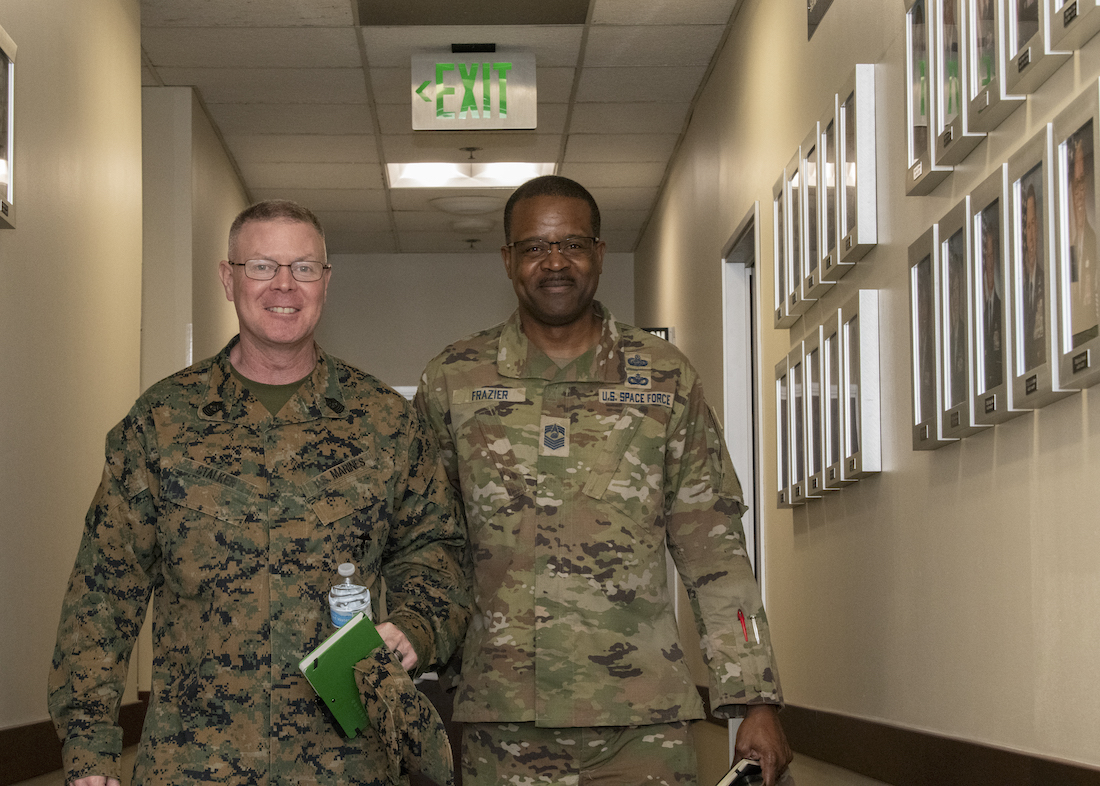 USSF_SSC's tweet photo. #USSPACECOM Commander, U.S. Army Gen. James Dickinson & #SpaceSystemsCommand Commander, Lt. Gen. Michael Guetlein recently discussed the state of space operations & acquisition. During the visit #LAAFB Airmen & Guardians were recognized for their contributions. @US_SpaceCom https://t.co/Vr2oSpJbbk