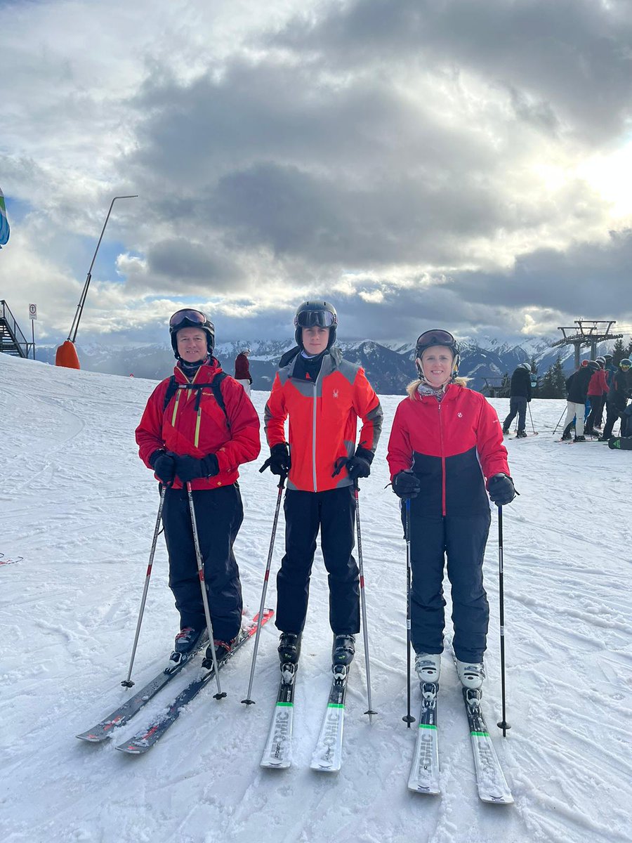 A baxter tweet media