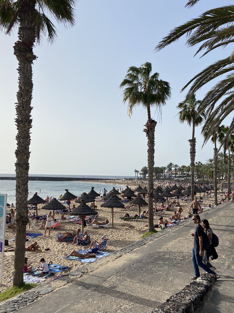 lycanning's tweet photo. New year and birthday spent In the sun #tenerife2023 #happynewyear #birthdayinthesun https://t.co/SOxLXazdb1