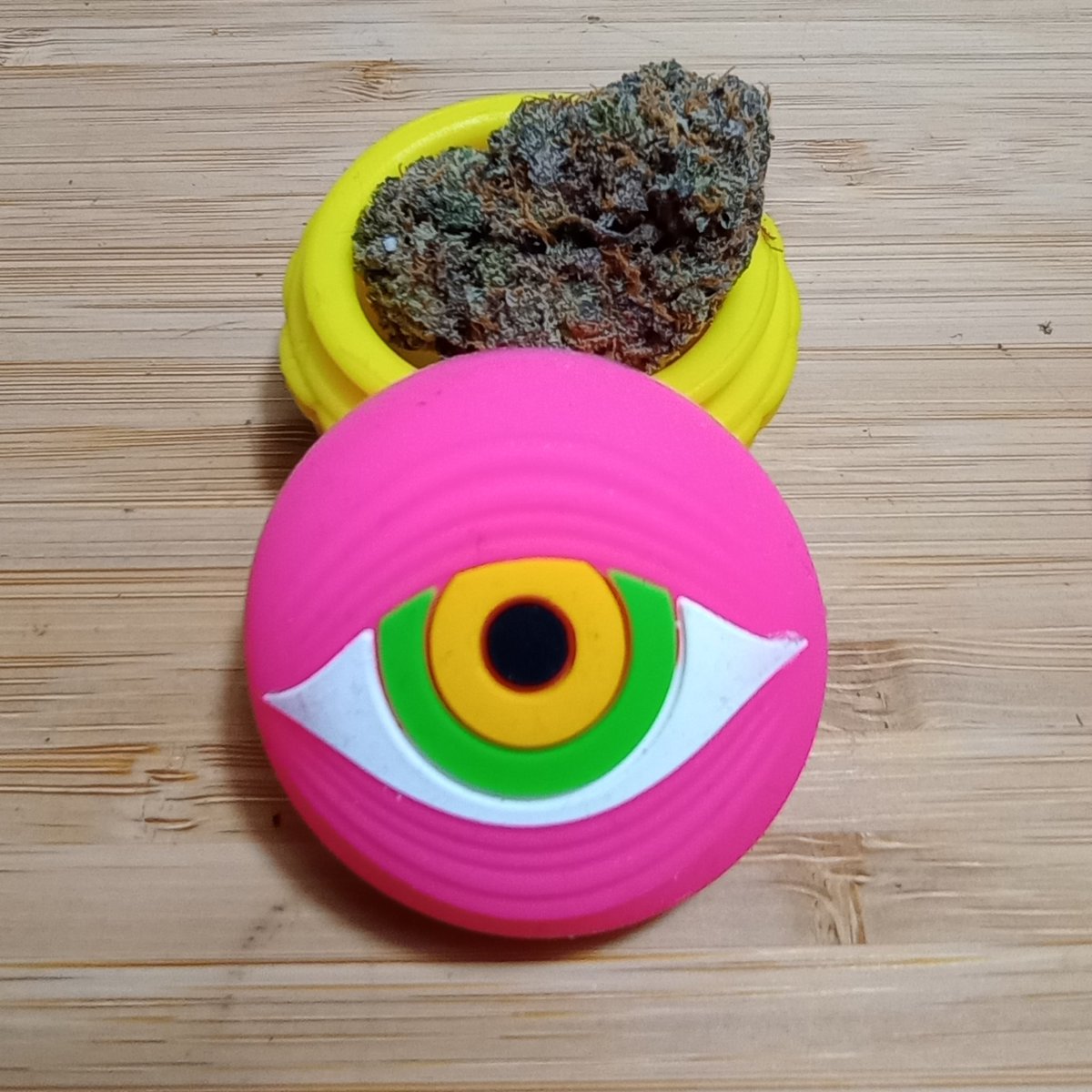 peacewithinmind's tweet photo. #purpleskunk #WeedIsBack https://t.co/Jl7poHYy1K
