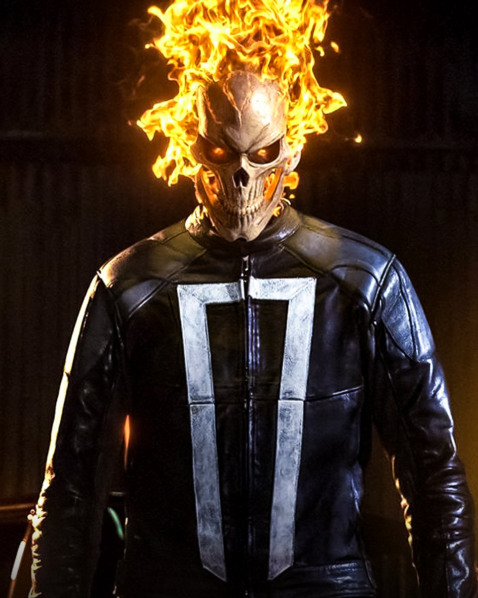 MCU_Direct's tweet photo. #AgentsOfSHIELD actor Gabriel Luna says he'd "absolutely be happy to continue" as #GhostRider in the #MCU:

"The way we left it... I would definitely think that there's a lot more to say..." Full quote: https://t.co/GFmTwAPAgv https://t.co/M10xb6Y1EA