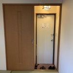 家賃が安いからトイレがない!？と思ったら、引き戸の後ろにあった件。