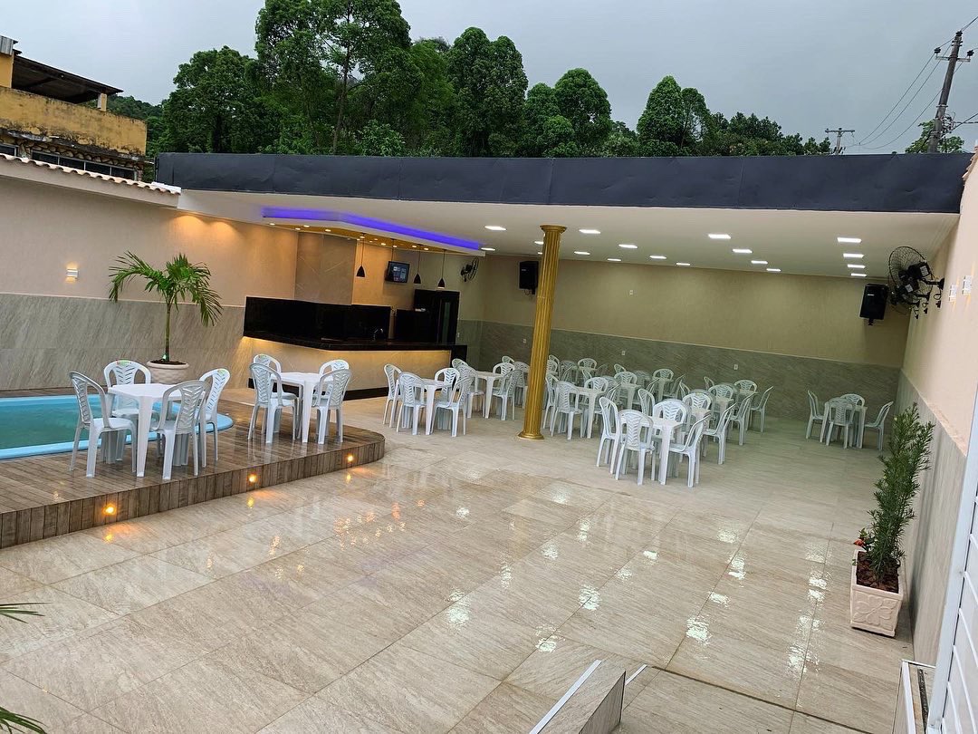 Fiz um espaço de festas no Roncalli e tá no precinho maneiro p agendar haha ✌🏼. Deem rt pra ajudar o amigo aí, tropa 🙌🏼🥰