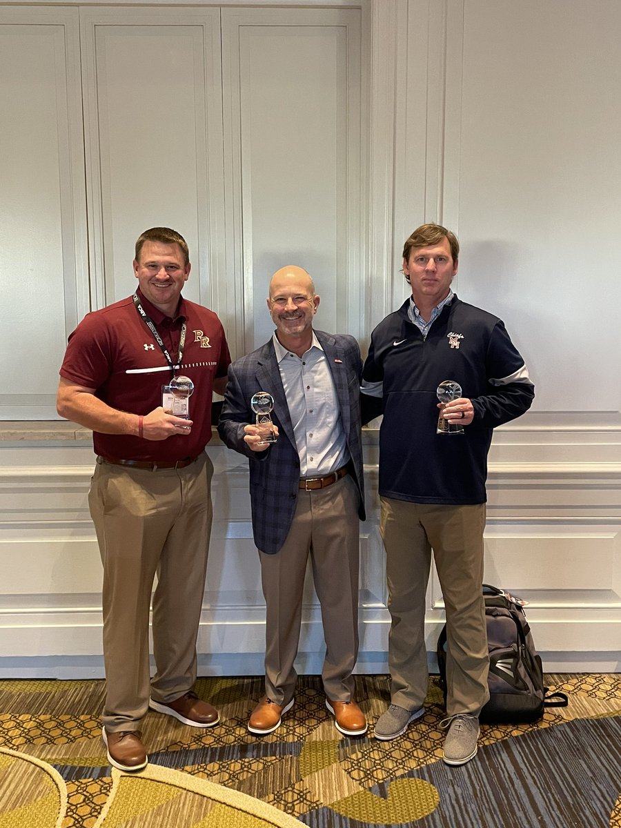 CoachMikeBianco's tweet image. Honored to share the stage this morning with COY’s Coach Avalon, PRCC and Coach McMinn, Magnolia Heights. Some good ball being played in the Sip! #ABCA2023