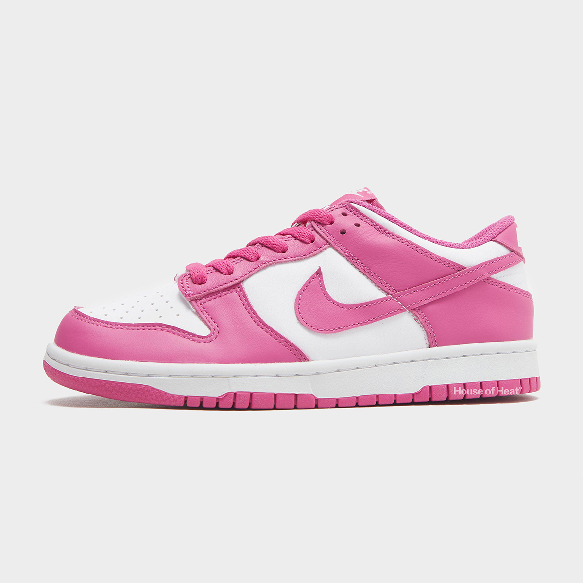 houseofheat's tweet photo. First Looks // Nike Dunk Low GS “Candy Pink” 🍭

SEE MORE: https://t.co/J9VPnDz7sk https://t.co/hxIZvJWASv