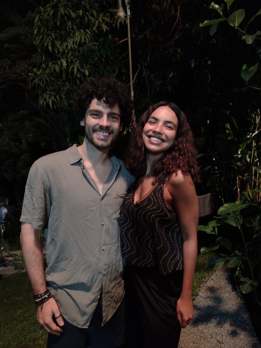 Bernardo e Diana! #olharindiscreto #olharindiscretonetflix <a href="/NetflixBrasil/">Netflix Brasil</a>