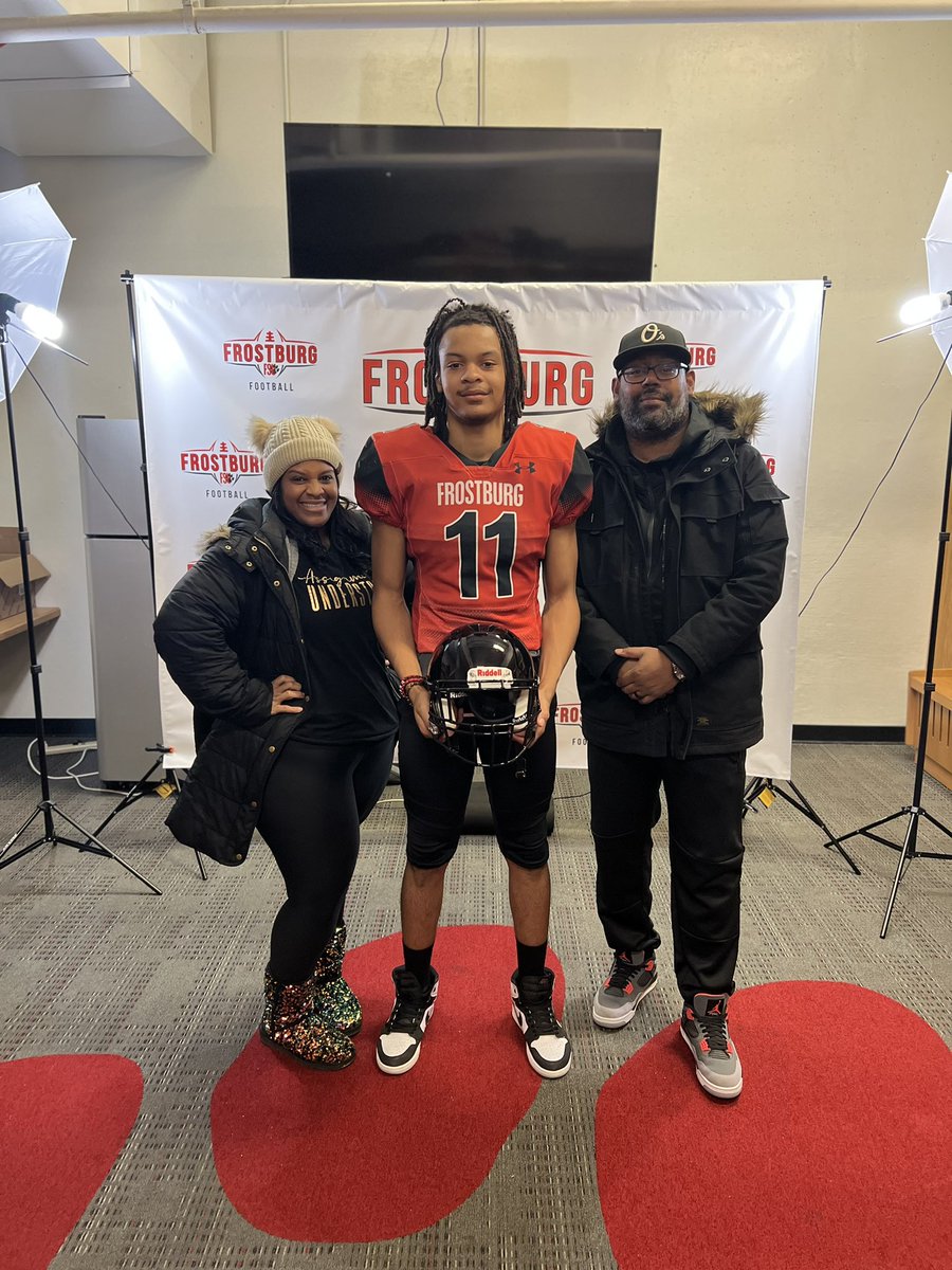Had a great experience visiting <a href="/FrostburgFB/">Frostburg Football</a> thank you @FSUCoachMiller for the opportunity and Offer 
<a href="/Dulaneyftball/">Dulaney Football</a>