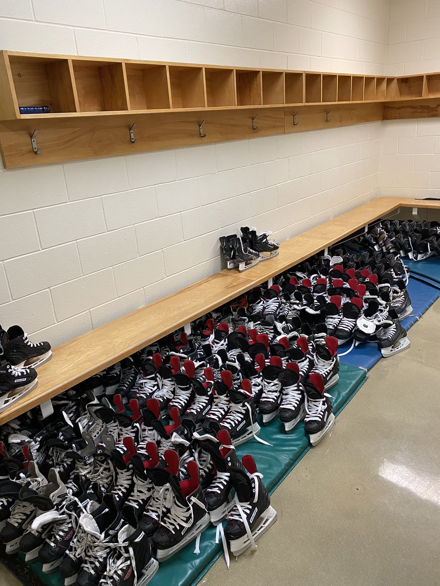 riel_tyler's tweet photo. Getting things ready @wyattLRSD for the @louisrielsd hockey program! 70+ new hockey players! https://t.co/1iQRmQ9vDZ