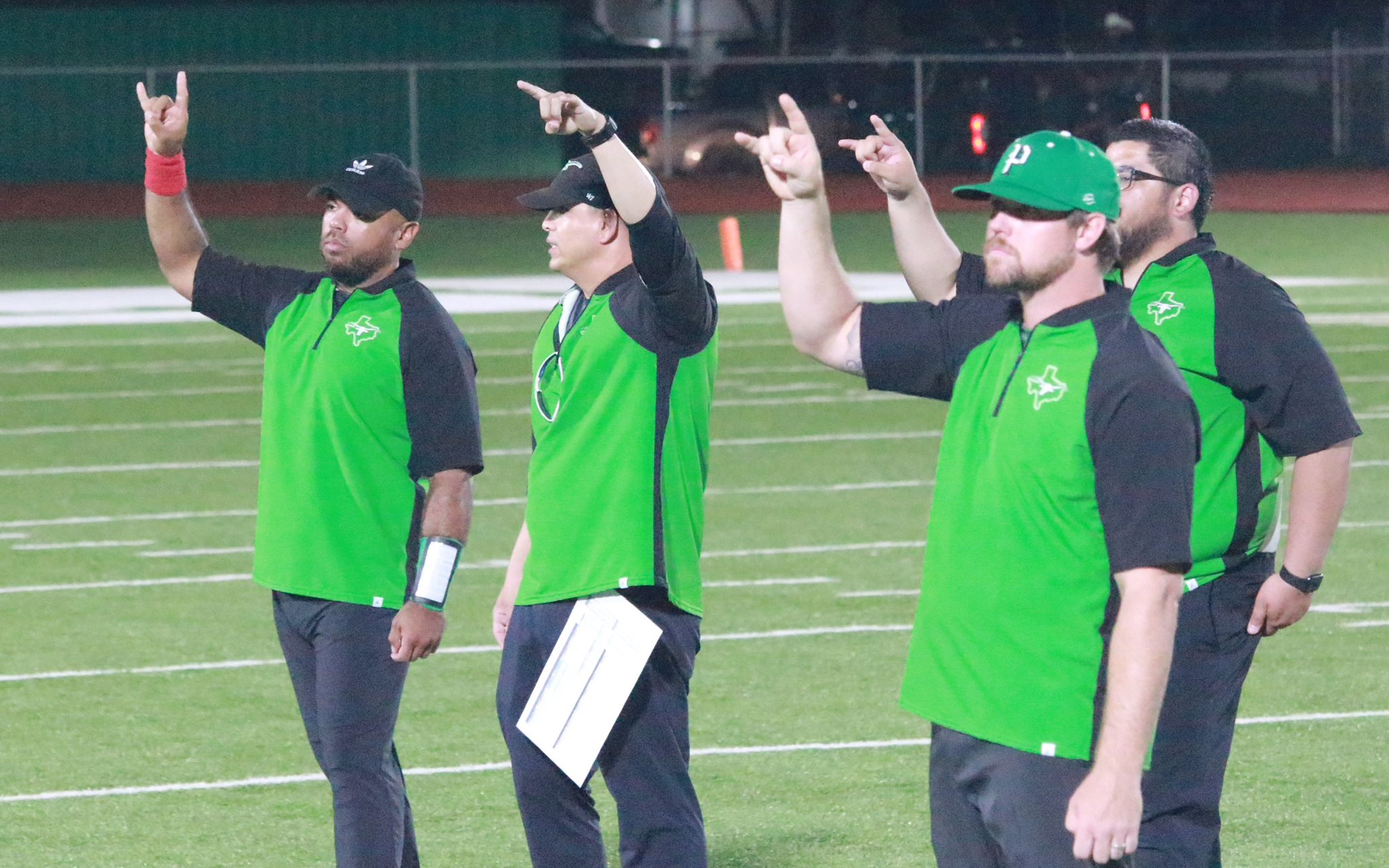 Pearsall Mavericks Football (PTXMavsFootball) / Twitter