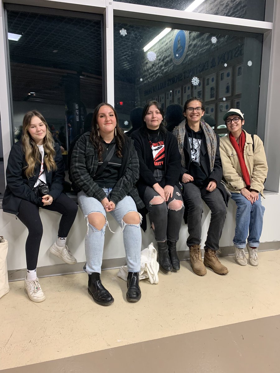 1043FreshRadio's tweet photo. Itβs time for @KingstonFronts at the @LeonsCentre! π
Tonight is #IndigenousNight with #FrontsHockey welcoming the Owen Sound Attack! π¨ https://t.co/R69RDmO7xB