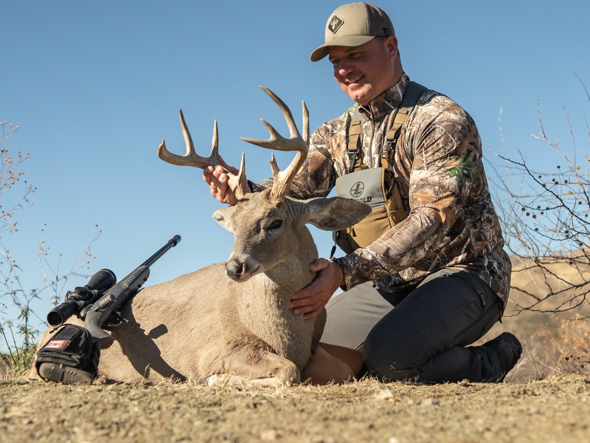 SPORTSMANchnl's tweet photo. Please join us in congratulating Gregg Ritz of Hunt Masters and Judd Jarzynka of @TeamHornady Manufacturing on their Coues Deer success in Sonora, Mexico with Ward’s Outfitters.
#hunting #deer #deerhunting #coues #couesdeer #Sonora #Mexico #couesdeerhunt #outdoors https://t.co/tYnop8JUek