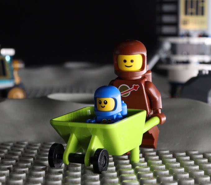 bioastronautics's tweet image. 子連れ狼

#レゴ #legospace #子連れ狼 #大五郎