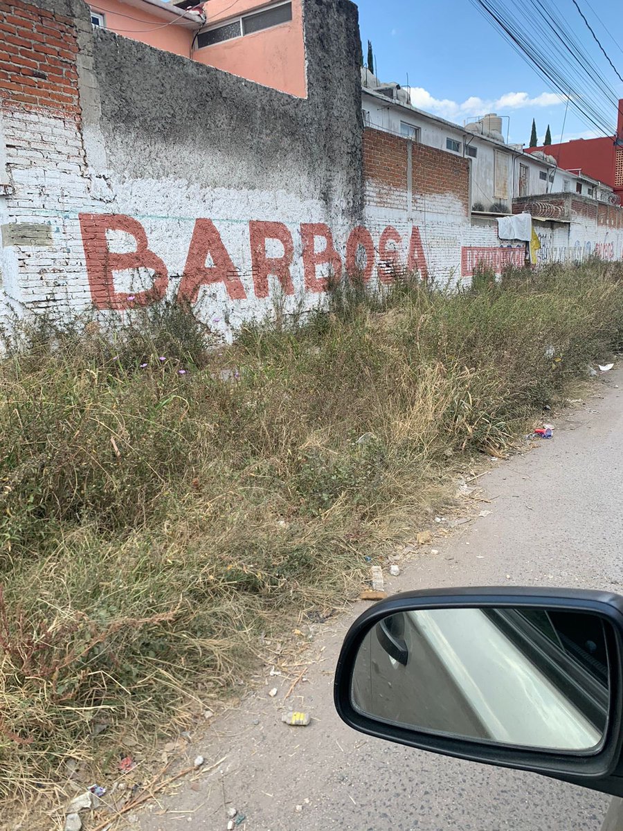 tzompakikin's tweet photo. Solicito su apoyo para la limpieza de la calle Sinaloa y 89 Pte, arrojan más basura y escombro cada día, es urgente por temas de seguridad. Col El Carmen Gastronomicos https://t.co/pESmmVwTL2