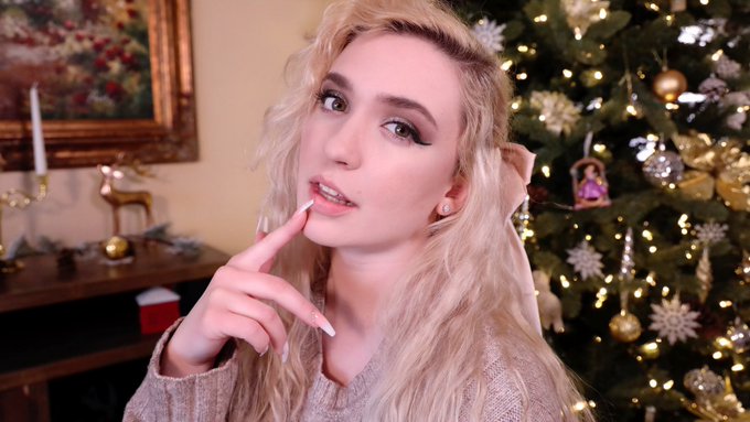 New #ASMR video!   ASMR ♡ sensitive, soft, sweet &amp; slow mouth sounds ♡   https://t.co/T5HLRqRce0   rts<a href="/tag/asmr"class="tags">#ASMR</a>