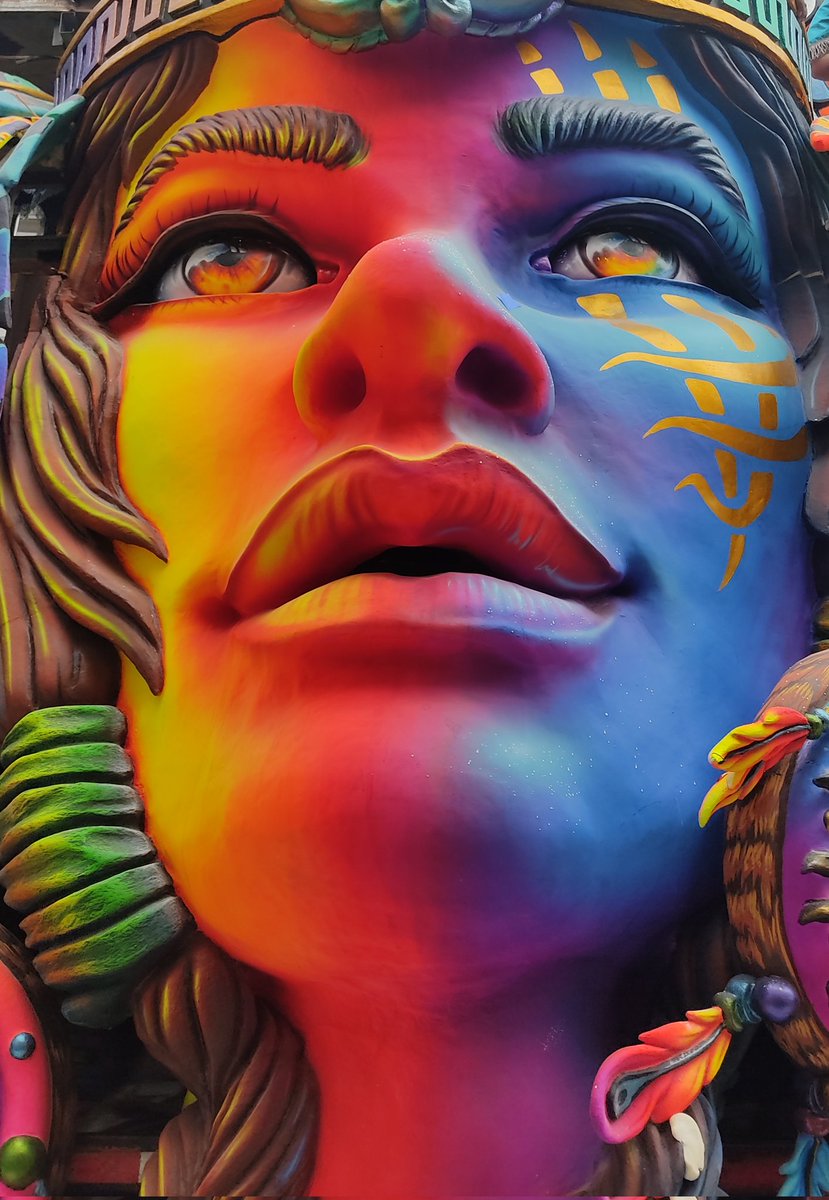 Hilo con 199 fotos del Carnaval de Negros y Blancos, Pasto. 🤩