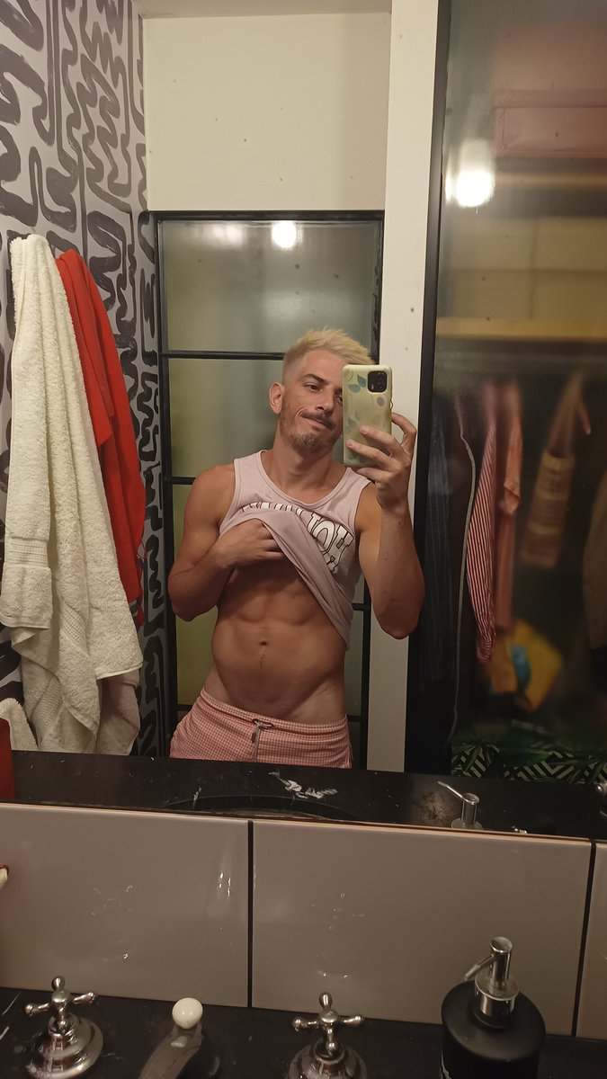 Holi 😈
