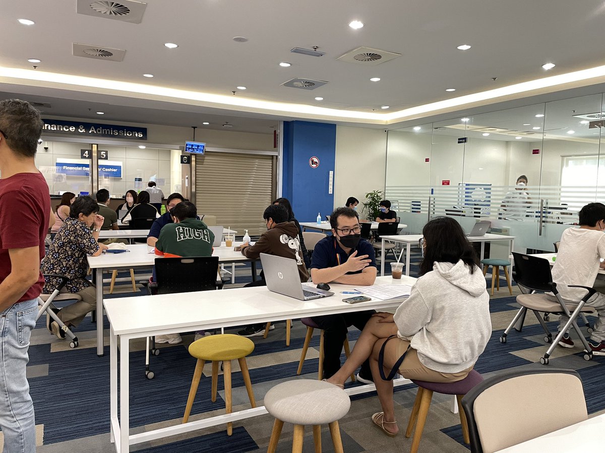 MonashMalaysia's tweet photo. It’s the weekend! Join our Application Day happening today from 11am-4pm 😃
We look forward to seeing you on campus! ✨
#ApplicationDay #FutureEducation https://t.co/ZJvFRJ9Bvo
