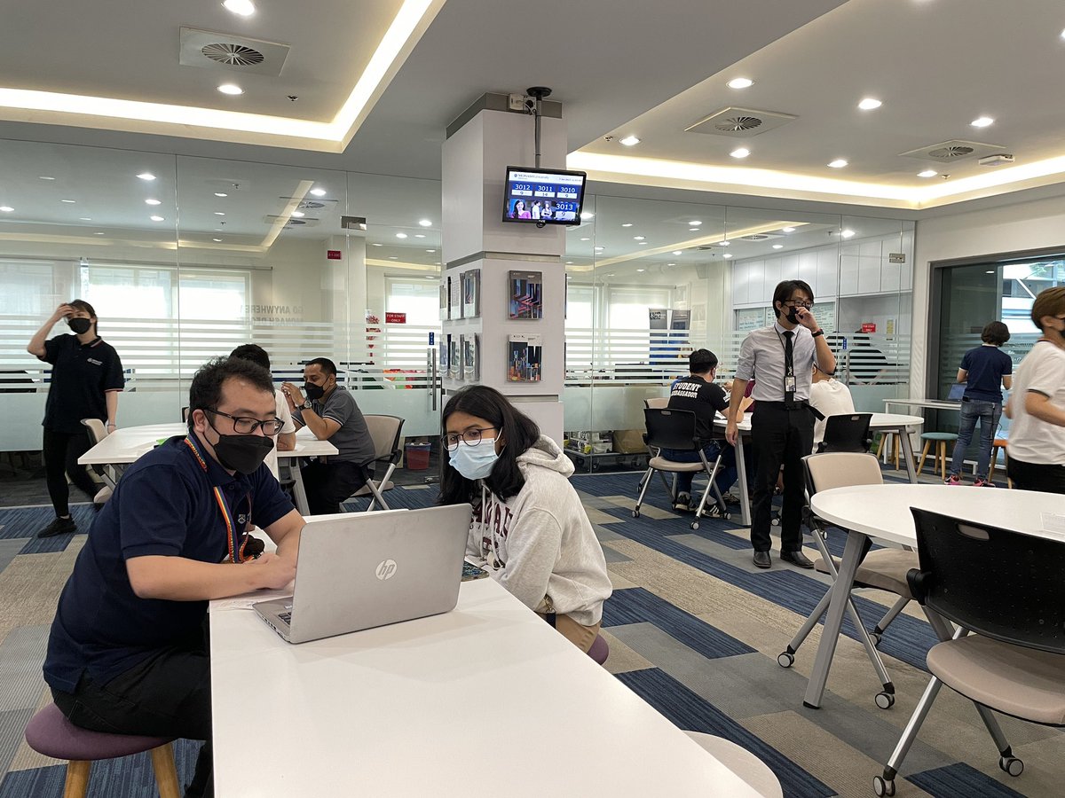 MonashMalaysia's tweet photo. It’s the weekend! Join our Application Day happening today from 11am-4pm 😃
We look forward to seeing you on campus! ✨
#ApplicationDay #FutureEducation https://t.co/ZJvFRJ9Bvo