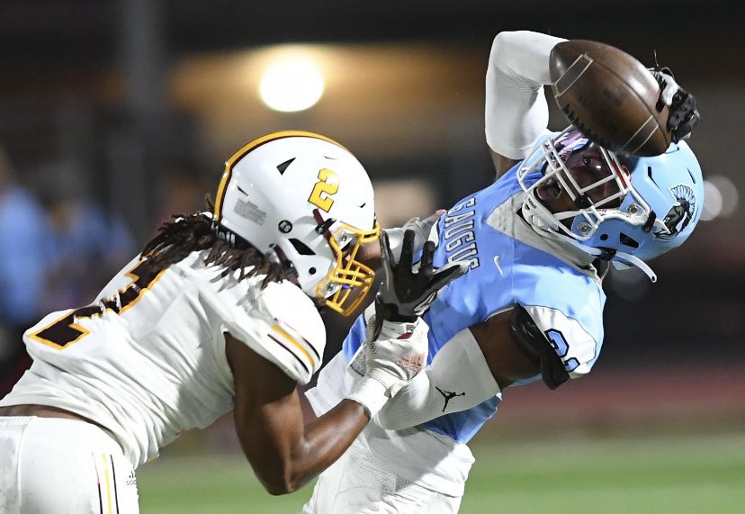 ajgoodman21's tweet photo. AJ Goodman 
6’0 160
C/O 2023
Saugus high school 
Santa Clarita 
Wr/Slot/Pr/kr
2.9 Gpa
40 4.5
100 11.1 
NCAA 2211732173
1st team all league offense
https://t.co/Ryz2AHeo93
NCSA - https://t.co/1InuyEogno 
https://t.co/Ryz2AHeo93 https://t.co/fOhcFkryRb