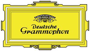 csluxem's tweet image. You know if this is on the cover of the album it’s gonna be 🔥🔥🔥