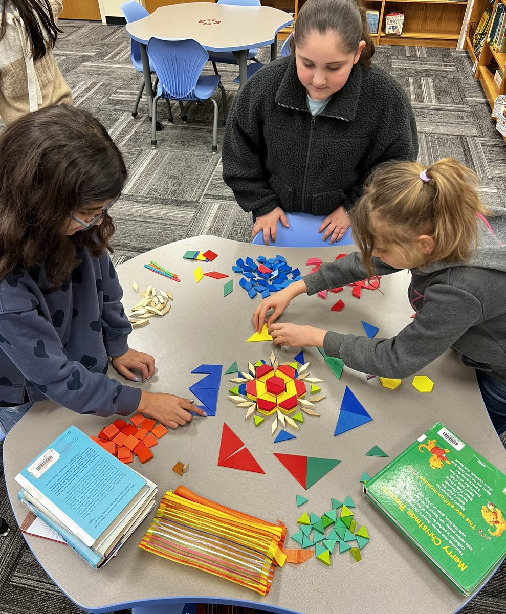 GoliadGrizzlyLibrary tweet media