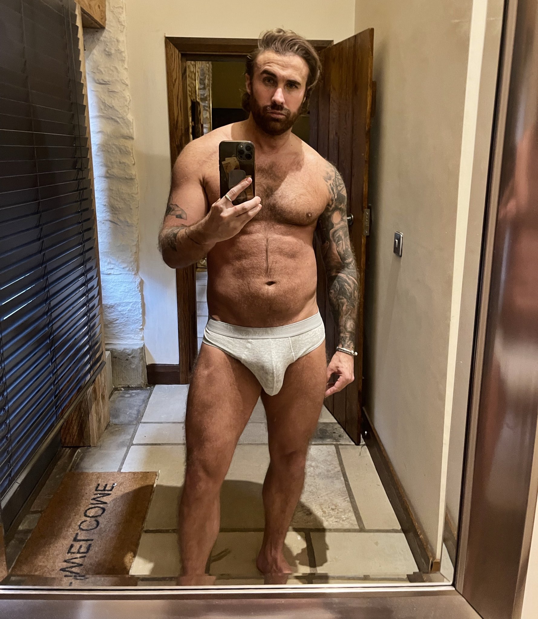 itsbigrossi on Twitter: "Beefy daddy https://t.co/WytQQ7k0di" / Twitter