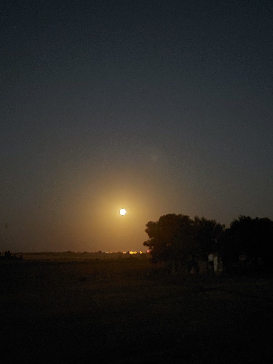 GonzaloSchmidt's tweet photo. Primera #LunaLlena del #2023 desde #Isletas, #DepartamentoDiamante, #EntreRíos ❤️ https://t.co/JWo2atAmca