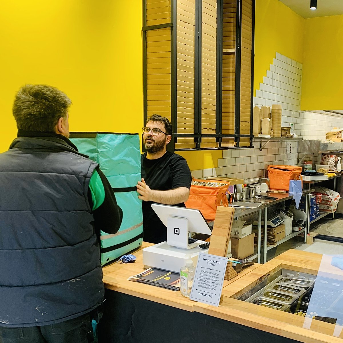 critical_suppuk's tweet photo. Here we are again delivering pizza to nhs staff @StGeorgesTrust as A&E struggle to cope and cases of flu & Covid rise after Christmas. Great support from recently opened Verse Pizza at Tooting Bec heavily discounting to help the cause.
#nhs #supportingthenhs #helpingeachother https://t.co/6R1O6WG2Rg