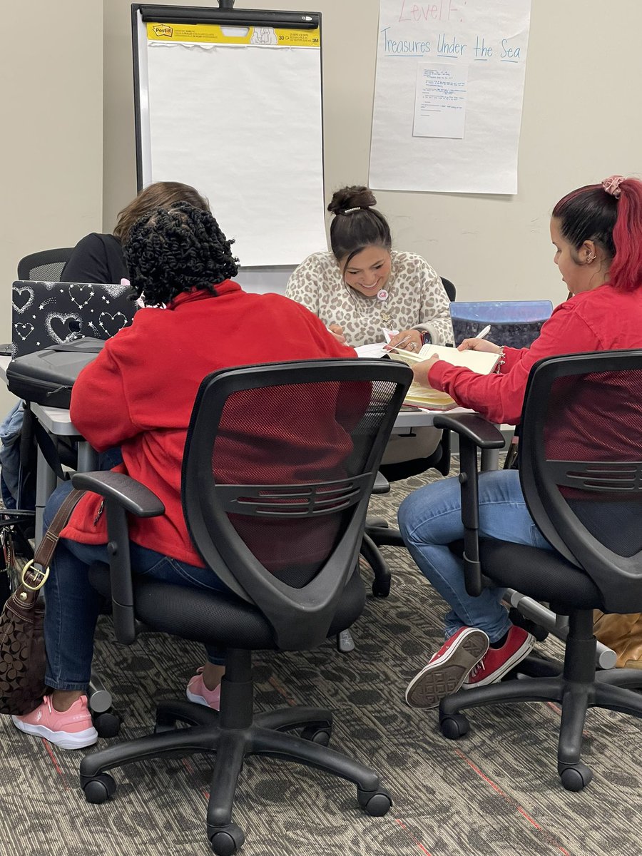operiumb's tweet photo. @CrosbyISD 3rd-5th grade teachers are #shiftingthefocus in RLA. The teachers did a great job collaboratively working on creating Text Based Questions for Short Constructive Responses. We are truly #bettertogether! https://t.co/CIrK5g0hki