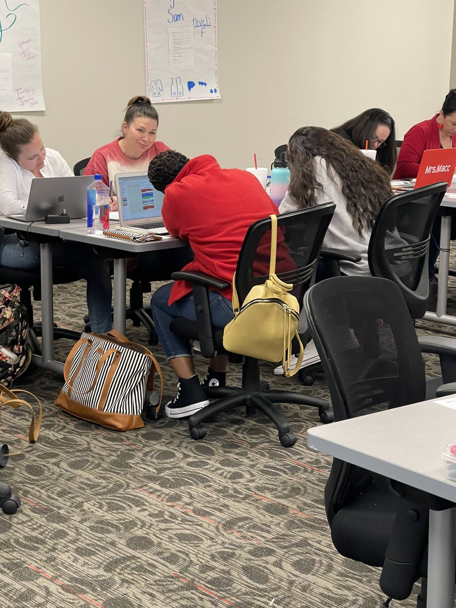 operiumb's tweet photo. @CrosbyISD 3rd-5th grade teachers are #shiftingthefocus in RLA. The teachers did a great job collaboratively working on creating Text Based Questions for Short Constructive Responses. We are truly #bettertogether! https://t.co/CIrK5g0hki