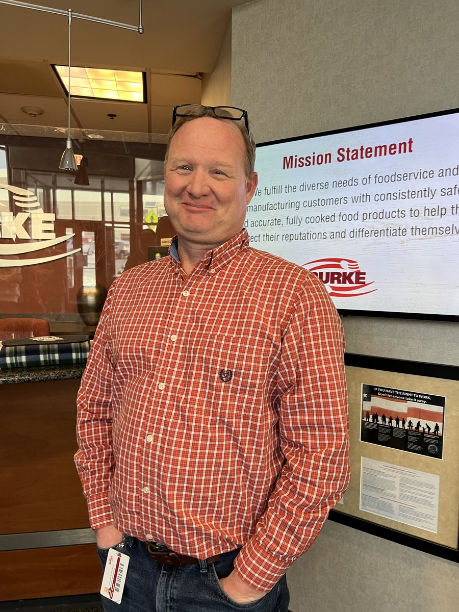 NevadaFFA's tweet photo. S/O to Brian Quandt &amp; Heather Snyder at Burke Marketing @HormelFoods for providing our students with information on meat processing and quality control at Burke Marketing in Nevada !! @HormelFoods #nevadacubpride #highschool https://t.co/mGIPSXQ51M