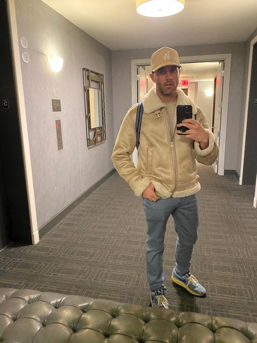 😋🔥 https://t.co/0aSVxwgpeL