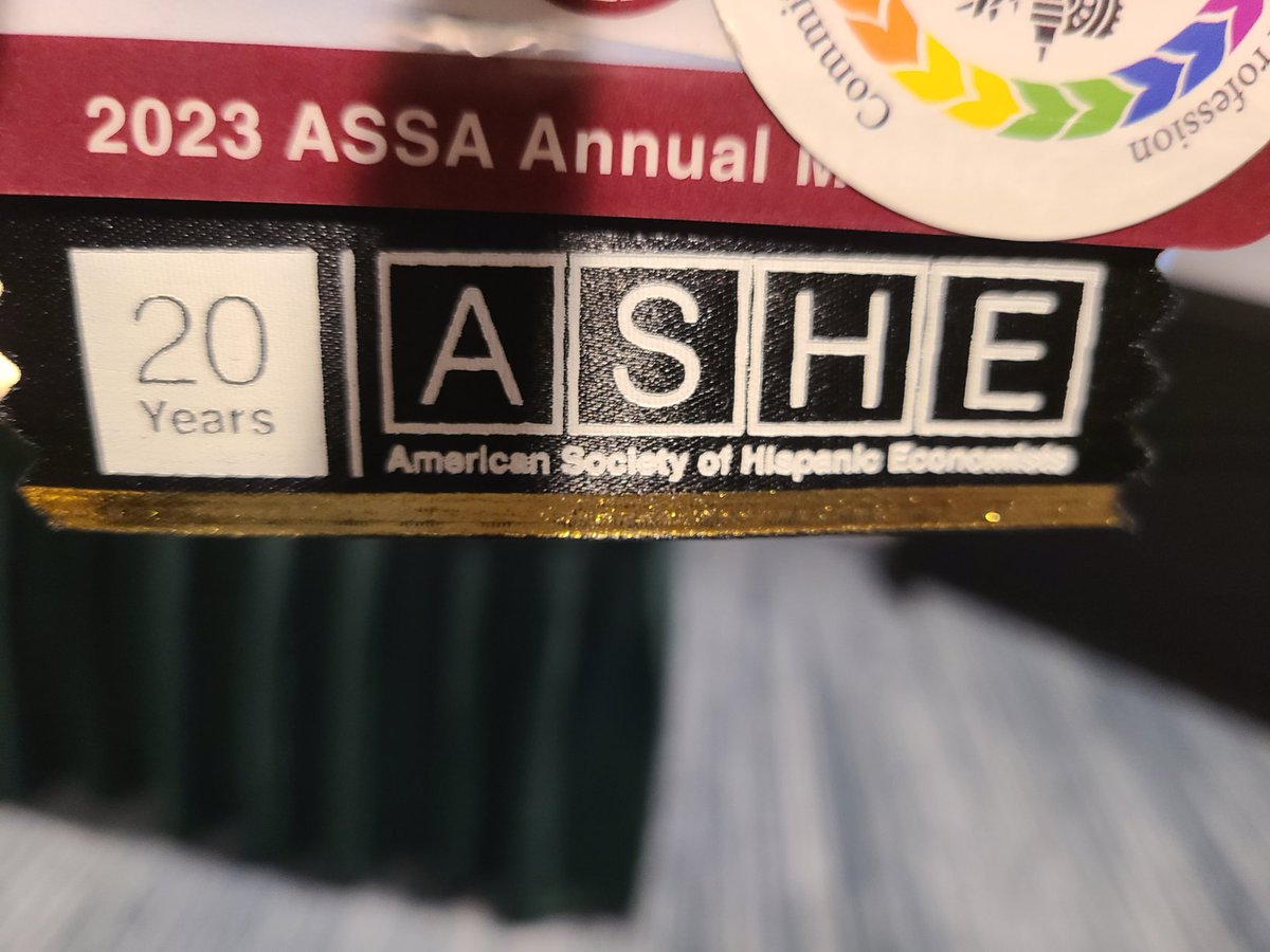 econ_garcia's tweet photo. #ASHEPresente
Ya son 20 ๐๐๐
Happy birthday @ASHE_ASSA!
Like all good associations, #ASHE grew from the hard work of people who shaped the first steps and conversations about the status of Latinos economists in the profession.
#ASHEPresent https://t.co/AfSq6uP5kX