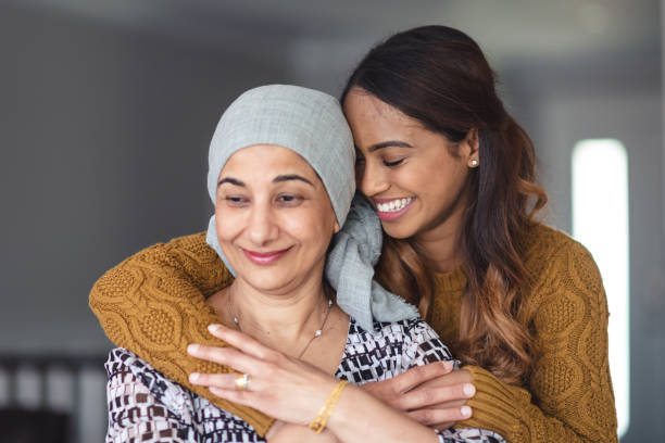 belovedfndation's tweet photo. The Beloved Foundation provides cancer care kits that include Biotene mouthwash, cozy socks, a journal, lip balm, and other essential care items. https://t.co/eARfJ7AAsR https://t.co/cvfBJbH8Tl