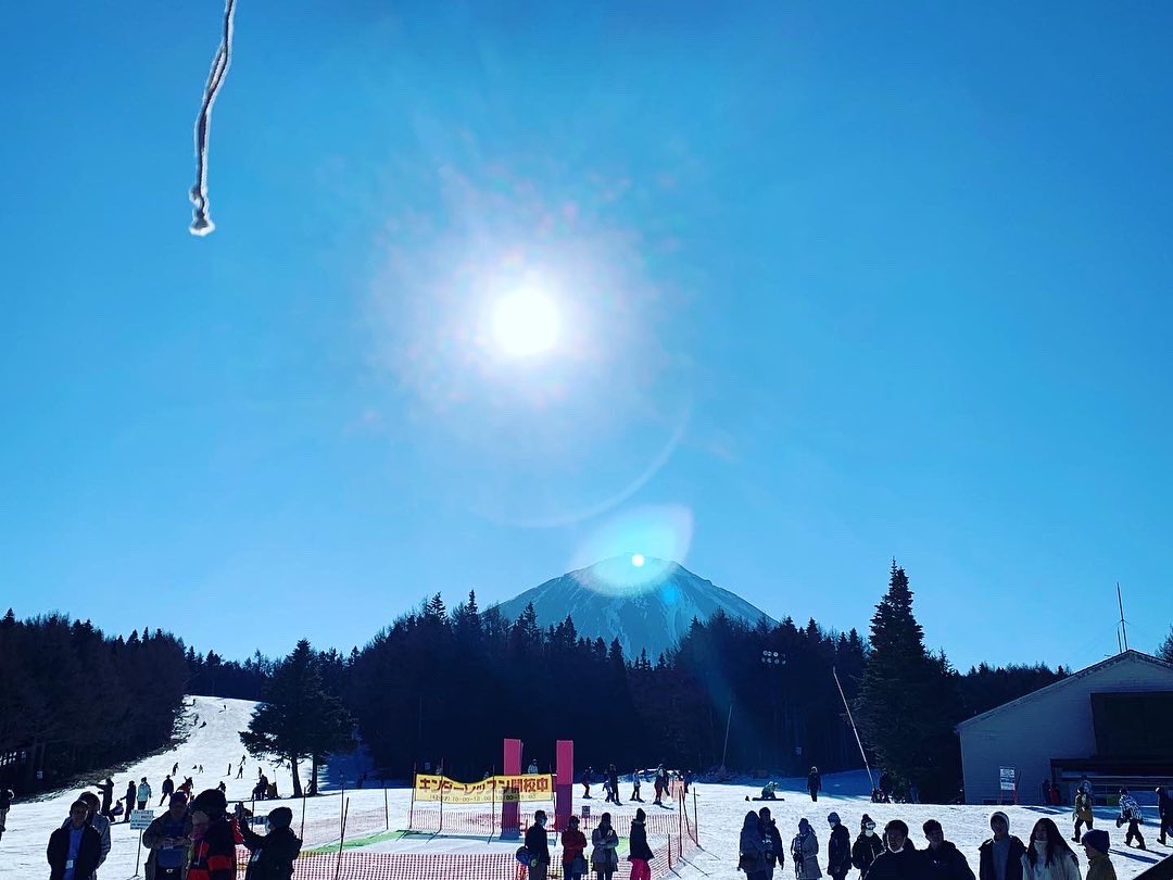 fuurindo's tweet image. 2023/01/07
今日から3連休ですよ
個人的にはお正月気分もないまま終了
今日もがんばろ

#ふじてんスノーリゾート 
#私をスキーに連れてって 
#オッケーバブリー