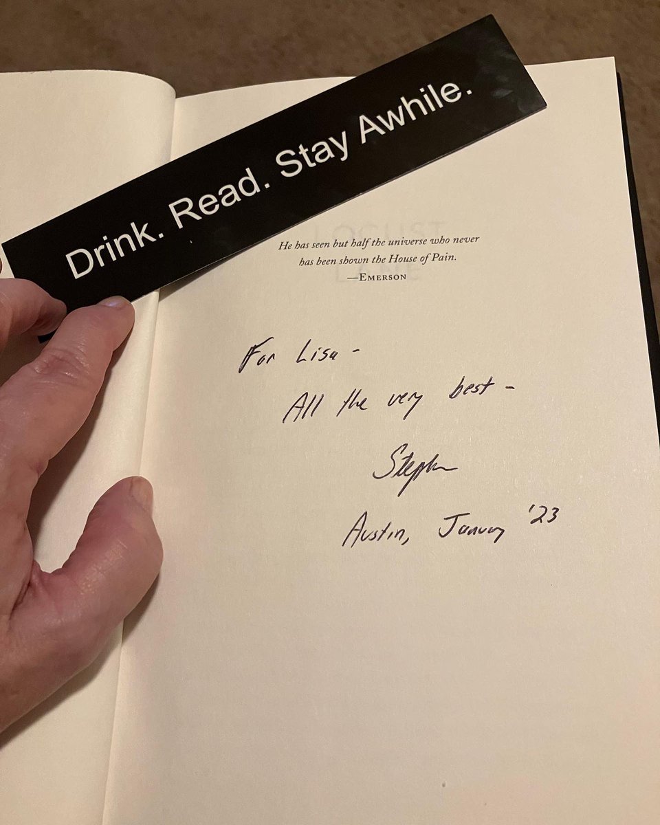 lisabmolina1's tweet photo. Had a wonderful evening last night at Vintage Bookstore and Wine Bar here in #AustinTx sipping wine and listening to author #StephenAmidon read from his new book #LocustLane . I’ve wished for a place like this here for a long time! #writerslife #vintagebooksandwine #books #wine https://t.co/H9UWpDB7W3