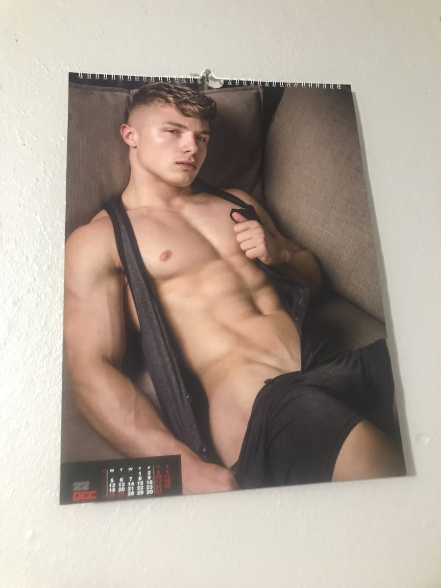 Jon_Kael_Fan's tweet photo. This was a good way to say goodbye to the year 2022! #myfavoritemalemodelever @Jordanjames97uk #GoodBye2022 #Hello2023 I hope there’s a new calendar for this year too! 😍😍 https://t.co/xe9n4D07qP