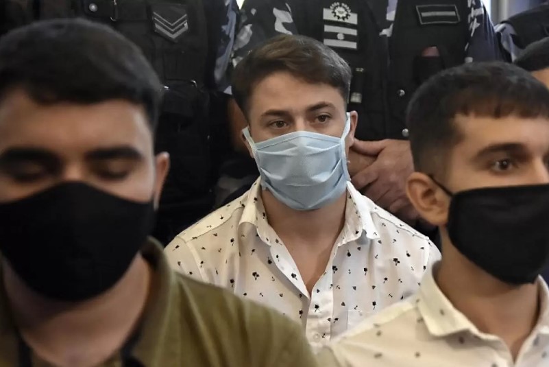 CN24NOTICIAS's tweet photo. #Justicia | Un final anunciado: No cabe duda que Máximo Thomsen, fue quien mato a Fernando Báez Sosa. Ya hay peleas en la cárcel entre ellos, e internas entre los padres para que hable, y evitar que arrastre al resto de los imputados. Se espera que el pacto de silencio se quiebre https://t.co/oLssNBmf84