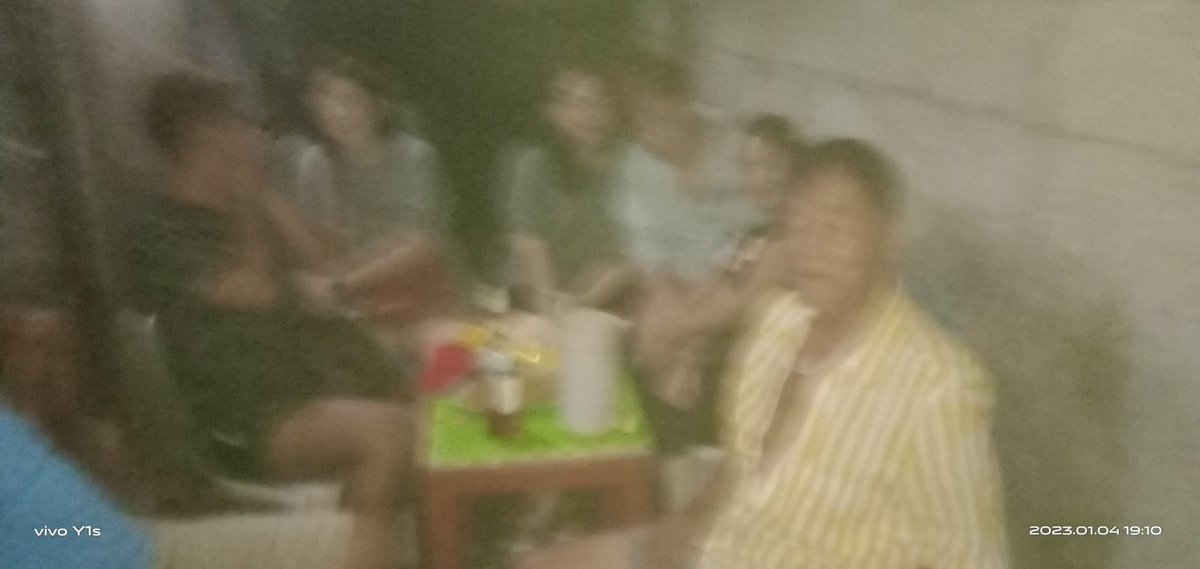 charlesolavrio's tweet photo. Happy birthday pitong https://t.co/psmxJRVcJH