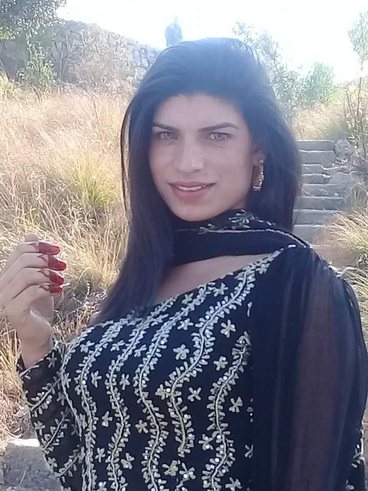 sheemale_in's tweet photo. Cam service available https://t.co/5wXLLcTI9t