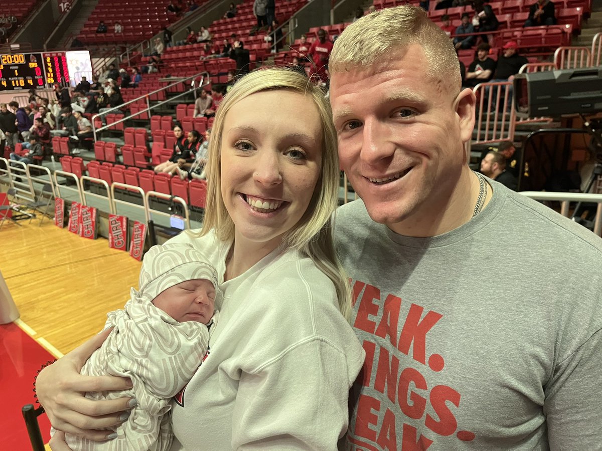 krissy_berry3's tweet photo. Oakleigh’s first game. # futurecard #chirpchirp #WeFly https://t.co/d1Rd44Vk8c