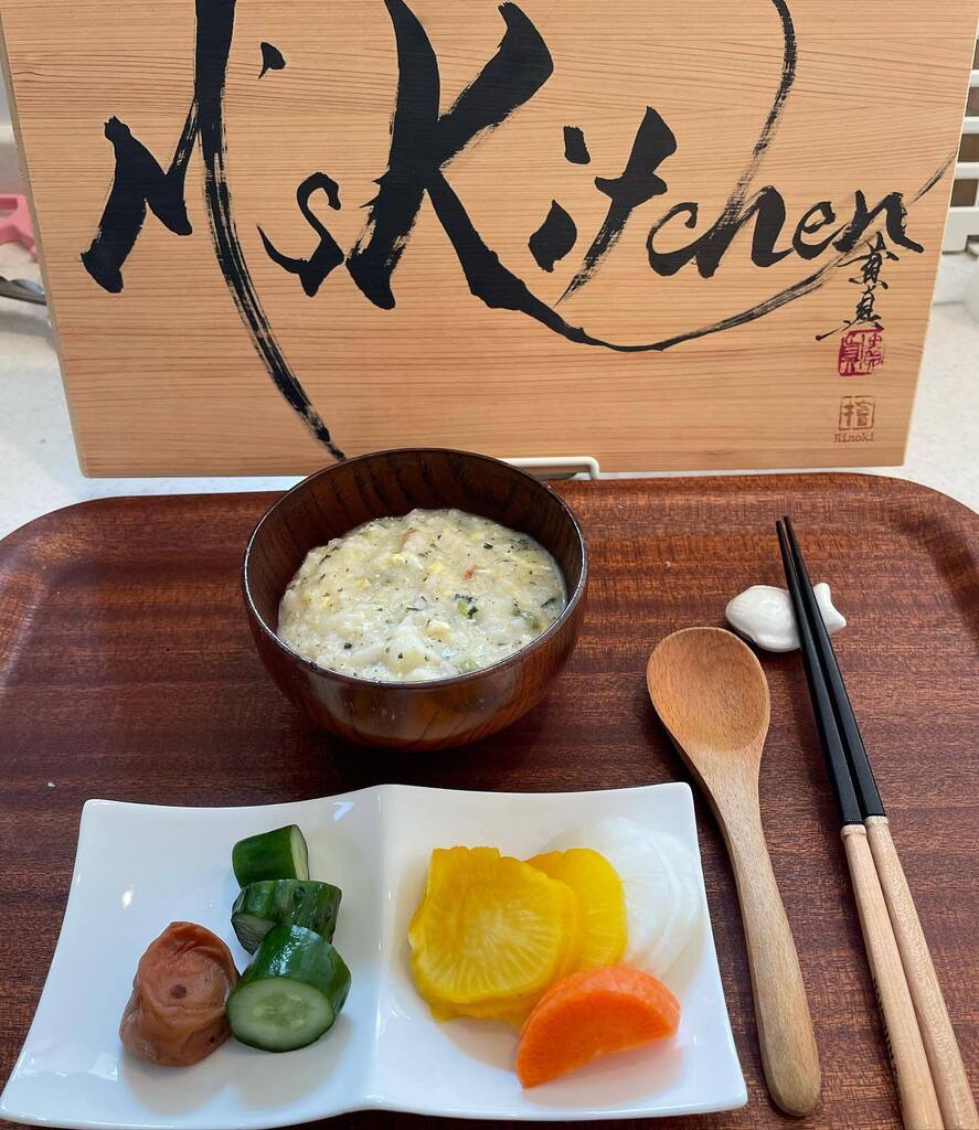 MJ2_Pococha's tweet photo. äžèç²¥é ããŸãð€€
#äžèç²¥ #ã¹ã¿ããªã #mskitchen https://t.co/m9rAptbnsm