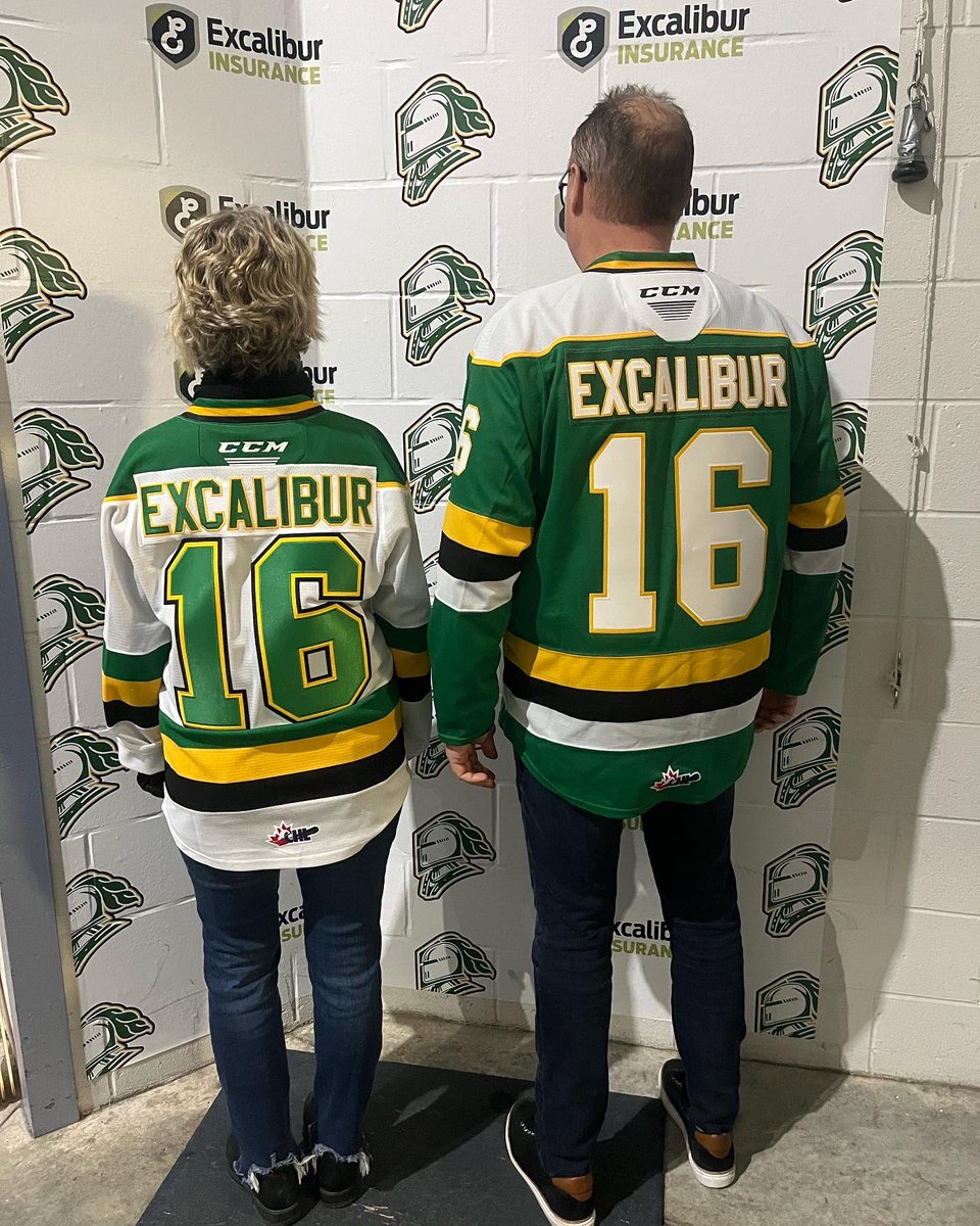 Great to visit the <a href="/ExcaliburGroup/">Excalibur Insurance Group</a> #defenderofhonour wall at the <a href="/LondonKnights/">London Knights</a> game tonight with my date <a href="/UnaUroy/">una roy</a> #goknights #goknightsgo