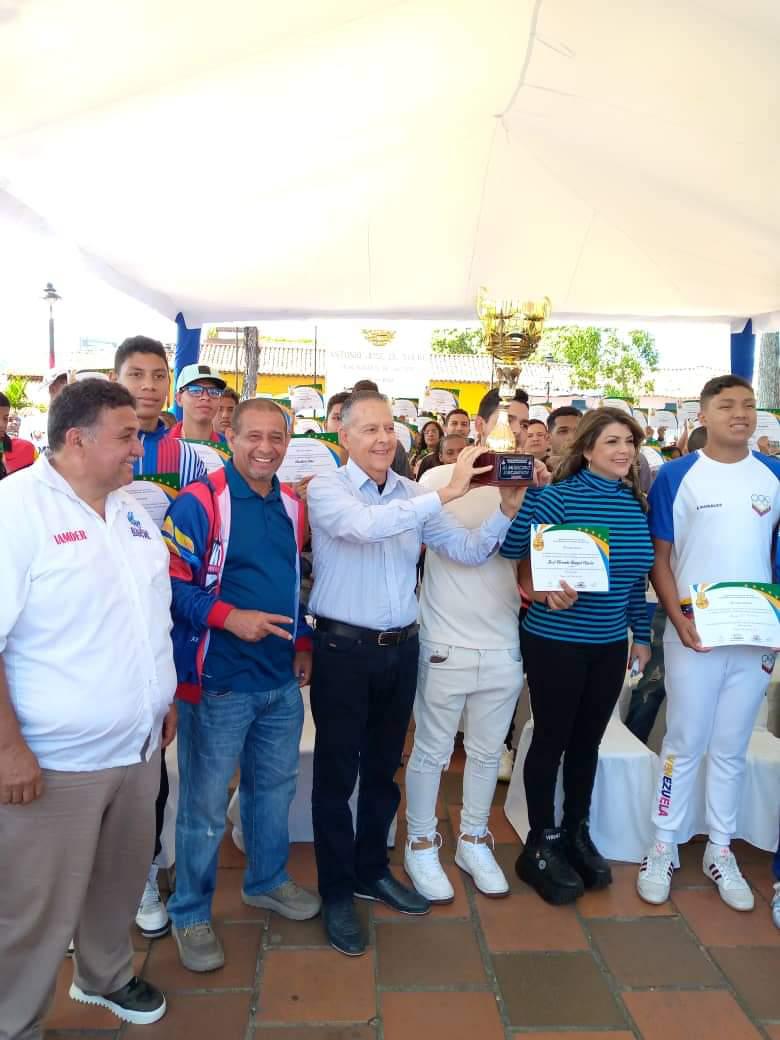 Gabriela Chacon tweet media