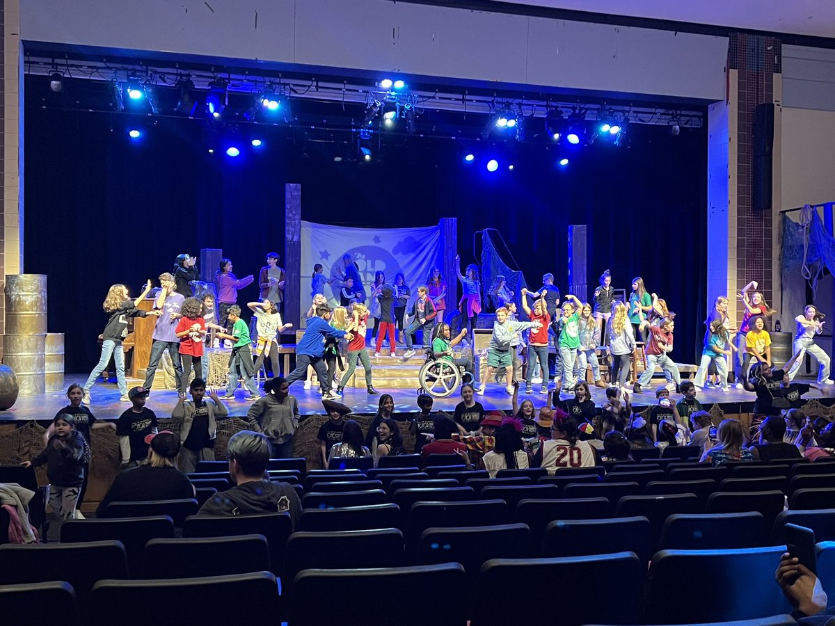 We had so much fun at the Charger Nation Theatre Celebration! Thank you for having us <a href="/theatre_central/">Central Stage Theatre</a> !!! 😊