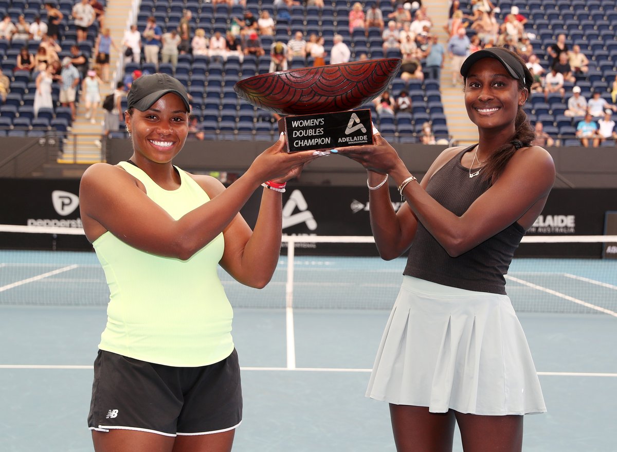 The smiles say it all 🤗🏆

#AdelaideTennis